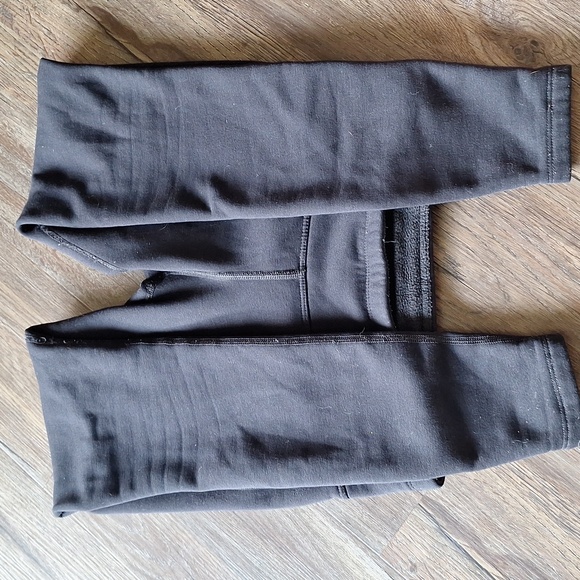 Athleta Black Fleece Lined Leggings Size Small - Picture 4 of 5